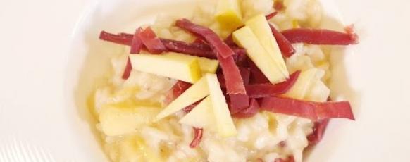Embedded thumbnail for Risotto con bresaola, mele e Bitto